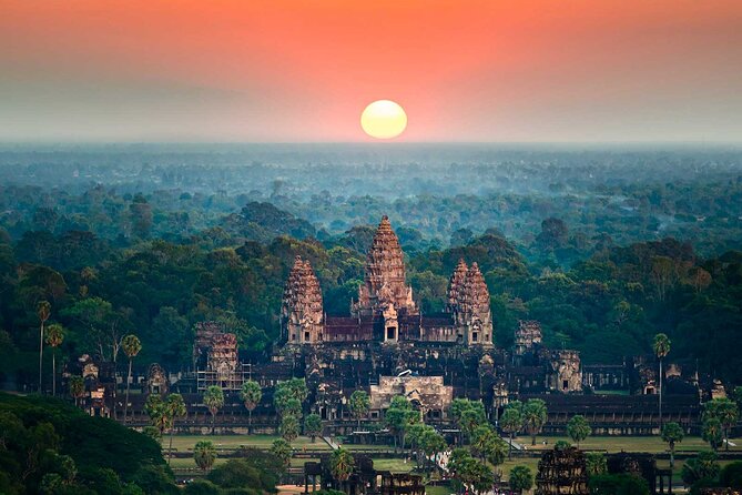 13 Days Private Tour to Cambodia, Angkor Wat and Vietnam - Saigon, the Cu Chi Tunnels, and the Mekong Delta