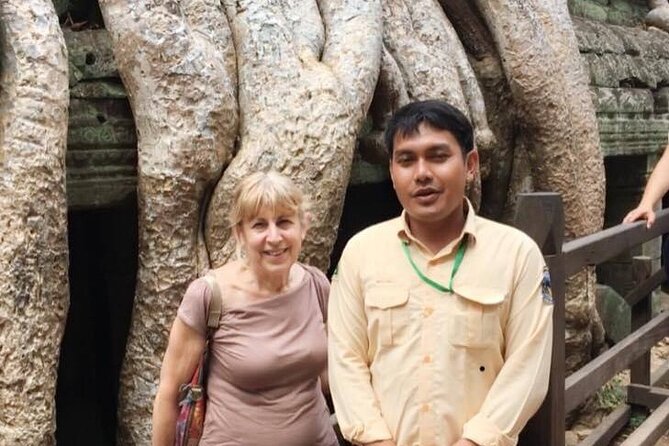 2-Day 'Angkor & Village' Tour - Phnom Bakheng and the first day’s long finish