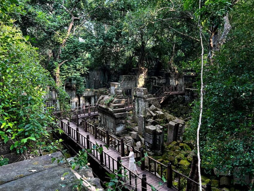 2-Day Angkor Wat, Kulen Mountain, Beng Mealea and Tonle Sap - Beng Mealea beyond the main circuit