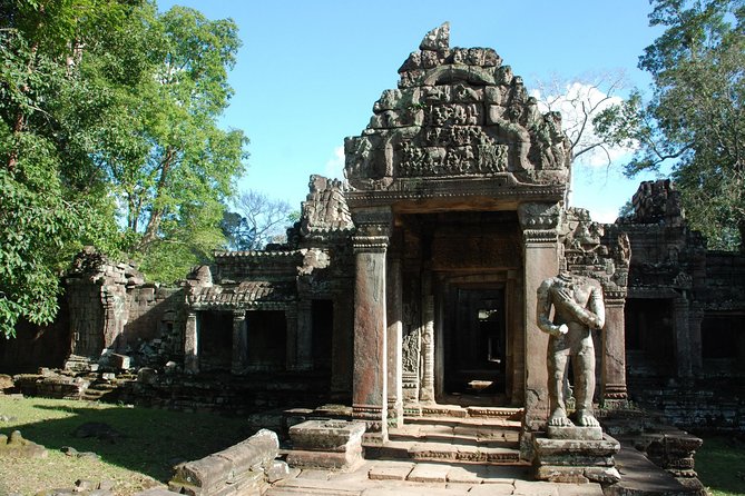 2-Day Angkor Wat & Tonle Sap Tour - The private vehicle and guide experience