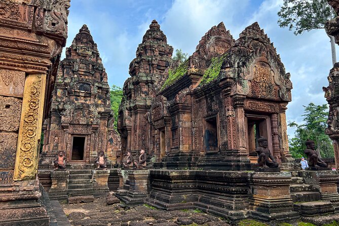 2-Day Angkor Wat Tour with Banteay Srei and Floating Village - Kampong Phluk on Tonle Sap Lake
