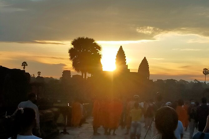 2-Day tour with sunrise - Why two days makes Angkor easier