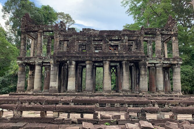 2 Days Angkor temples with Sunrise & Sunset - Guide, vehicle, and the rhythm of the day