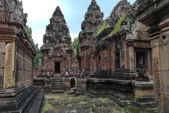 2 Days Angkor temples with Sunrise & Sunset - Day two starts before dawn at Angkor Wat