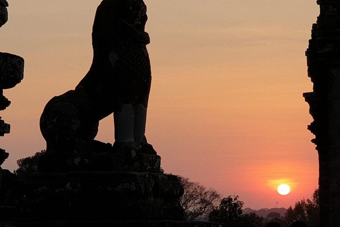 2 Days Angkor Wat Sunrise and Sunset Private Tour - Sunrise at Angkor Wat sets the tone