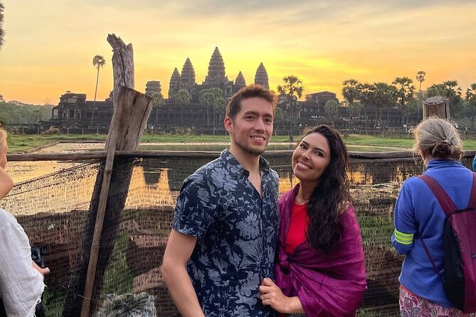 2 Days Angkor Wat Sunrise and Sunset Private Tour - Preah Khan, Neak Pean, and Ta Som form a strong middle section