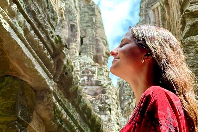 2 Days Angkor Wat Sunrise and Sunset Private Tour - Angkor Thom and Bayon: faces at the center of the old city