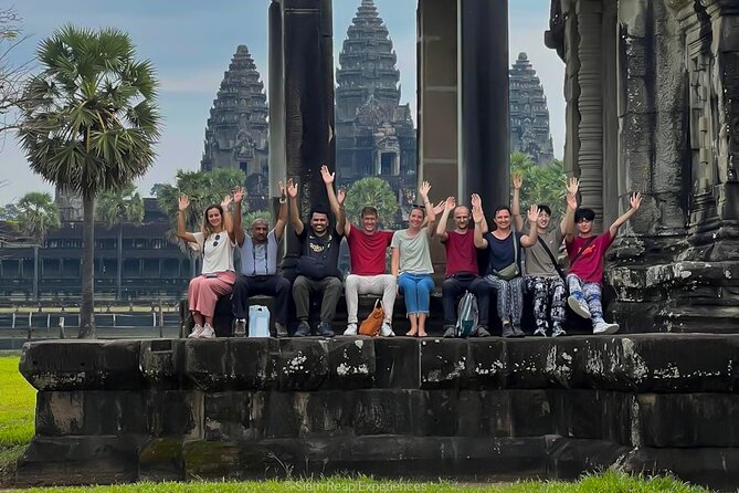 2 Days Guided Historical Tour in Angkor - Day one: Angkor Wat before breakfast