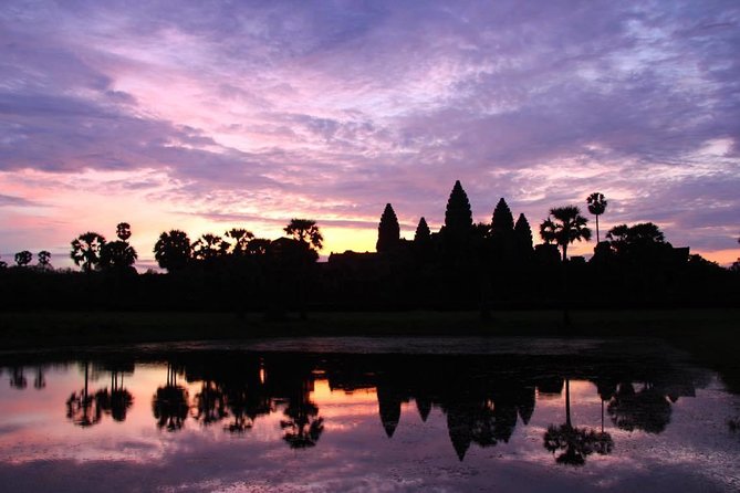 3-D Angkor Temples With One Sunrise - Small details that make the days easier