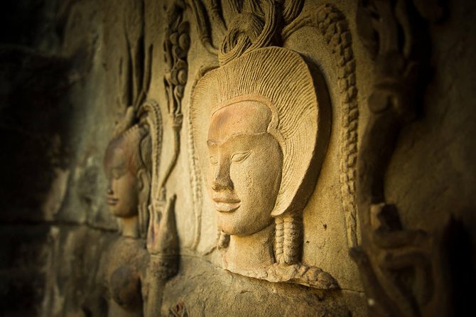 3-Day Angkor Wat with All Interesting Major Temples, Banteay Srei & Beng Mealea - Day one: Angkor Wat, Ta Prohm, and the royal city