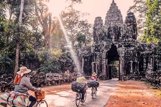 3-Day Tour(Unforgettable Angkor Temple Complex, Banteay Srei& Floating Village) - Practical advice for a smoother visit