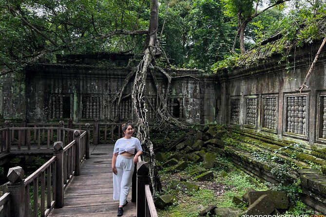 4-Day Excursion of Angkor, Koh Ker, Beng Mealea, Tonle Sap and Waterfalls - Day 3: Phnom Kulen, Banteay Srei, and Tonle Sap