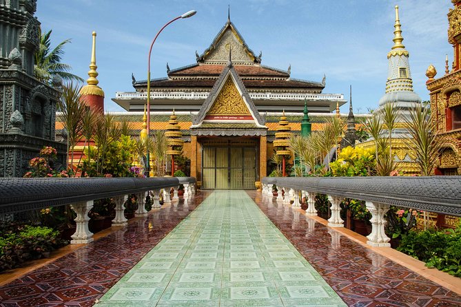 4-Day Tour from Siem Reap to Phnom Penh - Day 2: Angkor Thom and the temple circuit