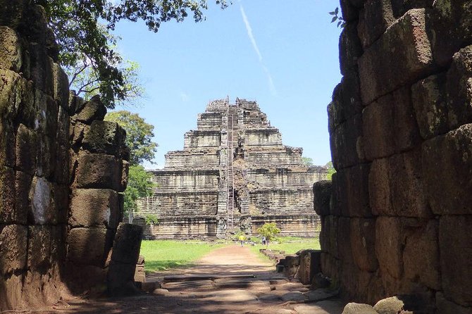 5-Day 'All The Sights' Tour - Five days that go well beyond the usual Angkor circuit