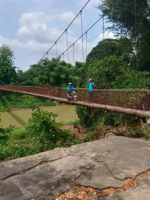A day tour through Battambang/Local area and landmarks - Sunset views, monkeys, and the bat cave