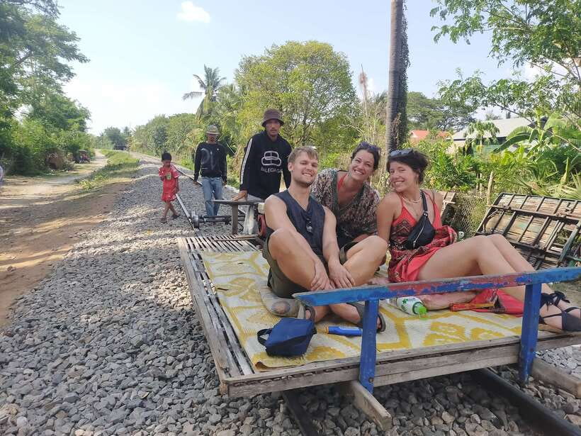 A Day TukTuk Handicrafts Bambootrain Killing&BatCaves,Sunset - Key points to know before booking