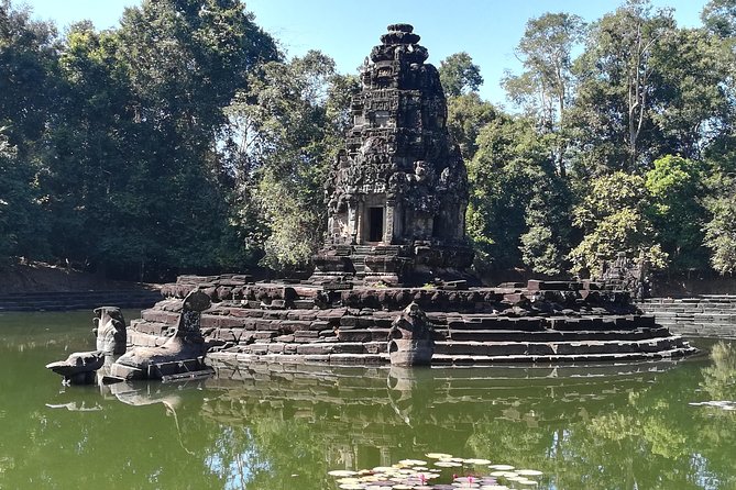 Angkor Grand Circuit Temples Tour - Banteay Prei offers a quieter half hour