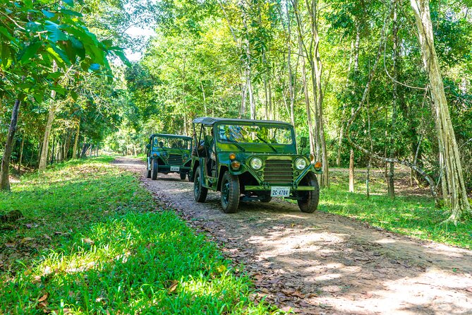 Angkor Jeep Tour Discovery - Inclusive Lunch - Why the Army Jeep makes this Angkor day different