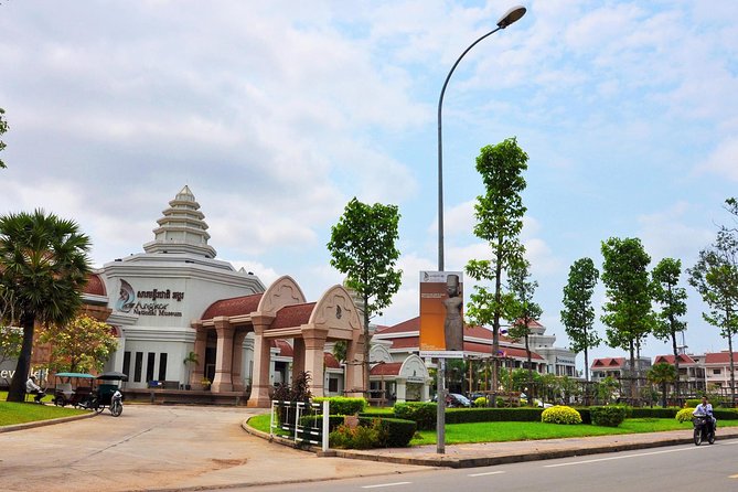 Angkor National Museum with transport - Inside Angkor National Museum