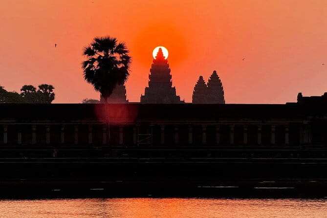 Angkor Sunrise Adventure Private Tour - Key points at a glance