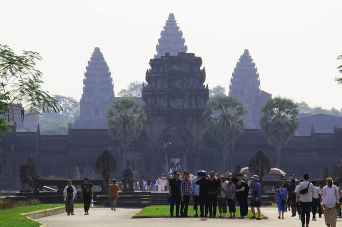 Angkor Sunrise Adventure Private Tour - Ta Prohm, roots and stone