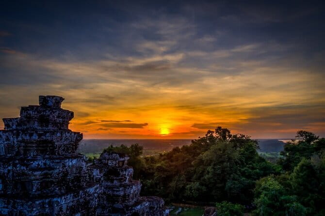Angkor Sunrise Adventure Private Tour - Thommanon, a smaller temple with a different rhythm