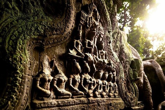 Angkor Sunrise Half-Day Tour with Private Vehicles & Tour Guide - Angkor Wat: more than a sunrise photograph