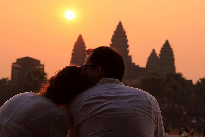 Angkor Sunrise Jeep Tour - Inclusive Breakfast & Lunch - Why the sunrise start is worth the lost sleep