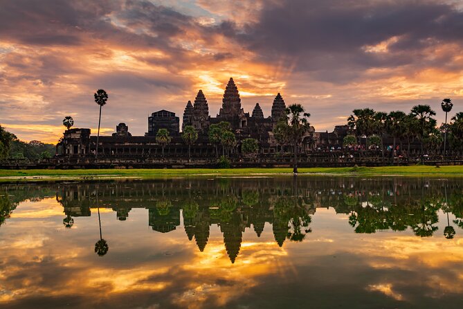 Angkor Sunrise Small Group Tour Inclusive Breakfast and lunch - Angkor Wat before breakfast