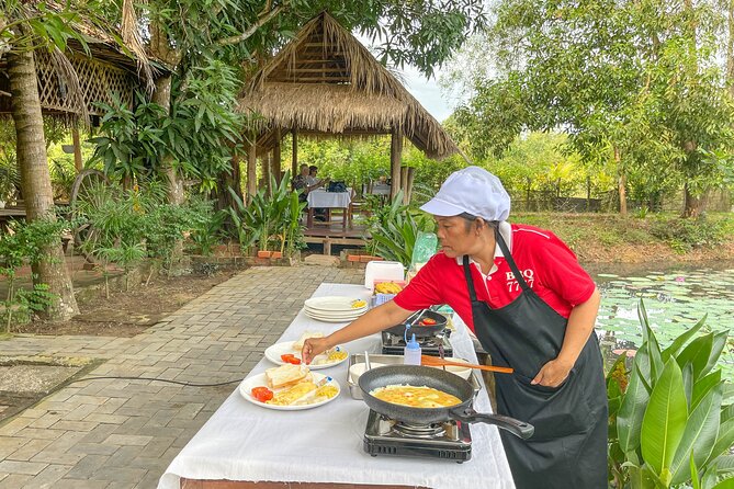 Angkor Sunrise Vespa Tour / Tuk Tuk or Car - Breakfast beside Srah Srang