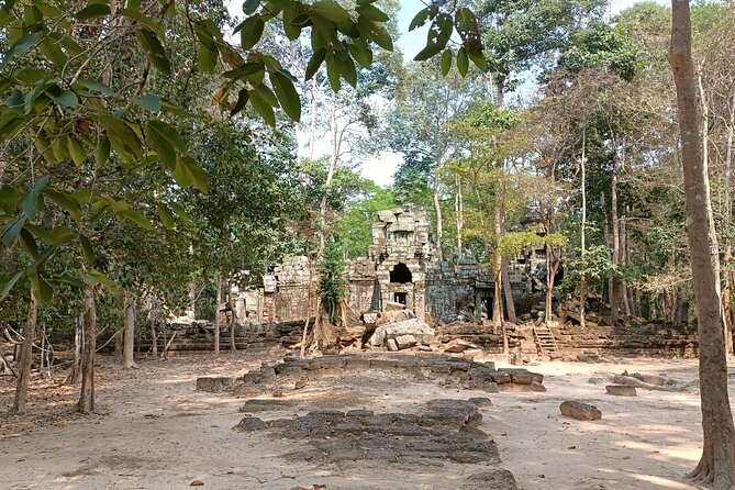 Angkor Temples Highlights: 2-Day Private Tour with Sunrise - Guides, drivers, and the value of private transport