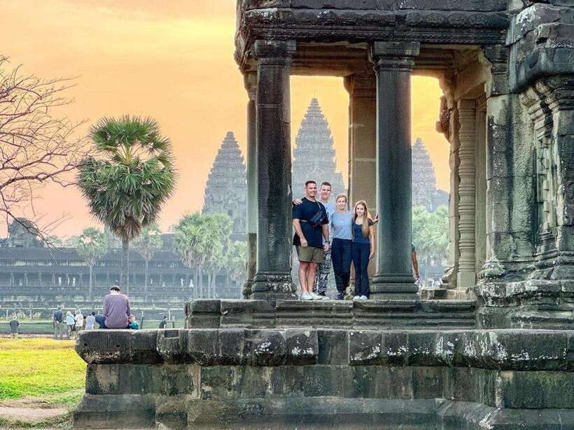 Angkor Wat 1 Day with Sunrise Combined tour with (Tuk Tuk) - Key points at a glance