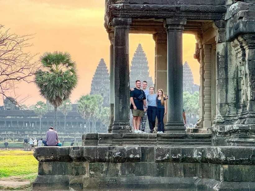 Angkor Wat 1 Day with Sunrise Combined tour with (Tuk Tuk) - Ta Prohm and Banteay Kdei in the afternoon