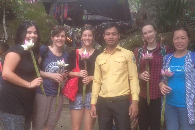 Angkor wat and Small group temples Full day tours - A guide can change the quality of the day