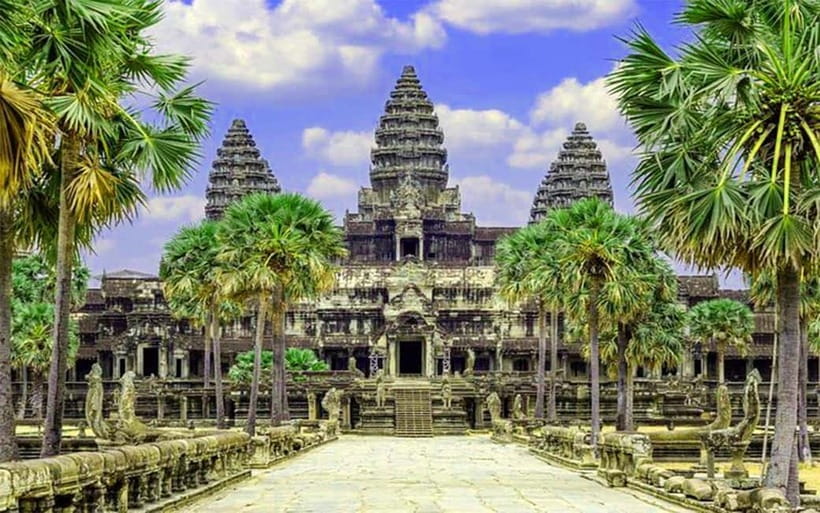 Angkor Wat: Full-Day Guided Sunset Tour - Angkor Wat, the essential first stop