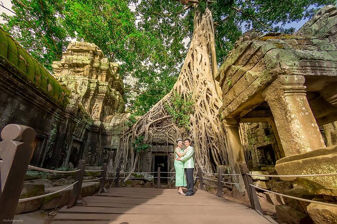 Angkor Wat Full-Day Sunrise & Sunset Private Tour All Interesting Major Temples - Guides, Drivers and the Small Comforts