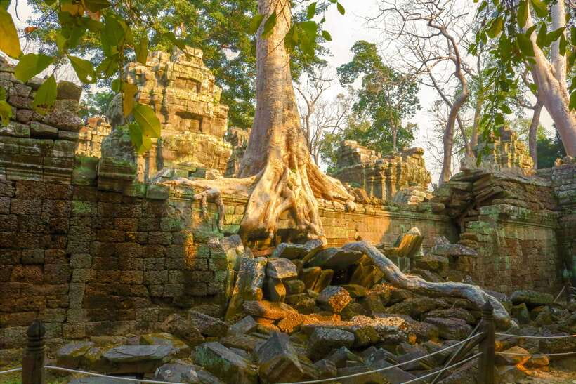Angkor Wat: Full-Day Temples Small Group Tour - How the small-group format feels