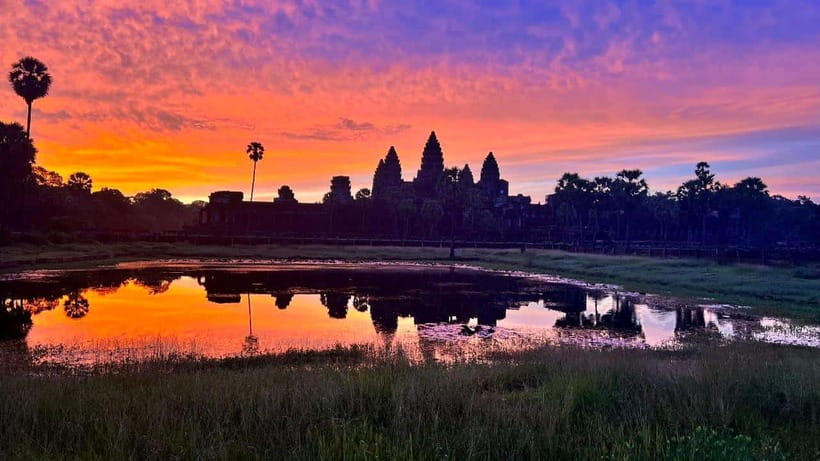 Angkor Wat: Highlights and Sunrise Guided Tour - Why the 4:15 AM start is worth considering