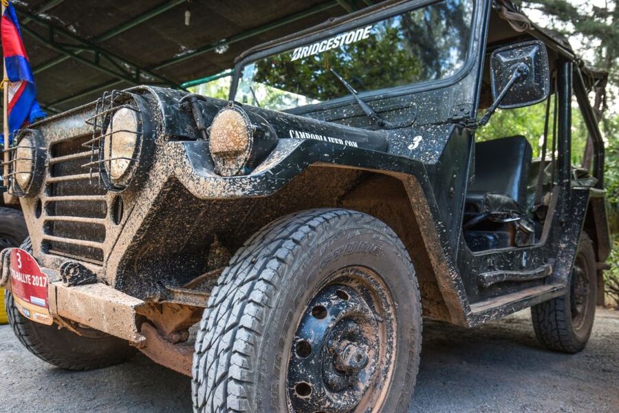 Angkor Wat in a vintage Jeep with driver - jeep rental - Starting at 8 AM from Siem Reap