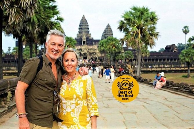 Angkor Wat one Day Private Tour for All Highlight Angkor Temples - Angkor Thom South Gate and the faces of Bayon