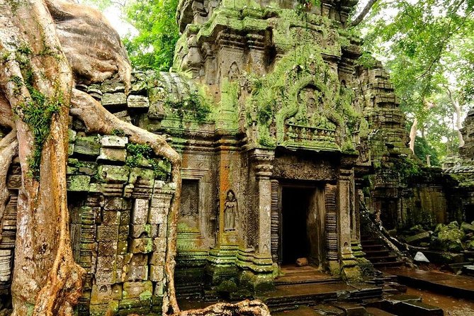 Angkor Wat Private Tour with English Speaking Driver, NO guide - Angkor Thom and Bayon: two connected but different visits