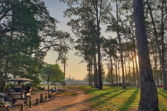 Angkor Wat Private Tours - Banteay Kdei adds a quieter final stop