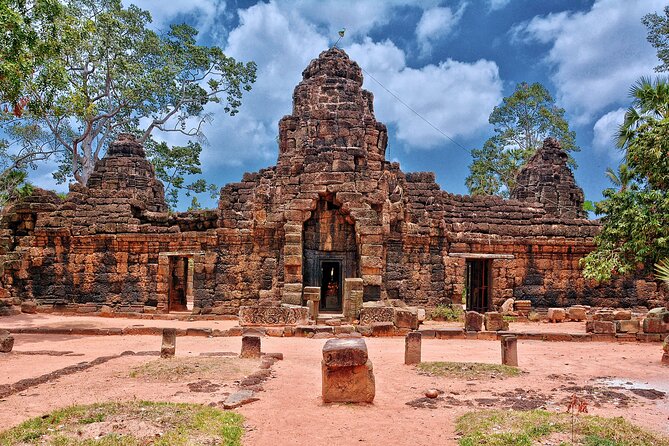 Angkor Wat Private Tuk-Tuk Tour (sunrise Option) & more - Ta Prohm and the famous tree roots