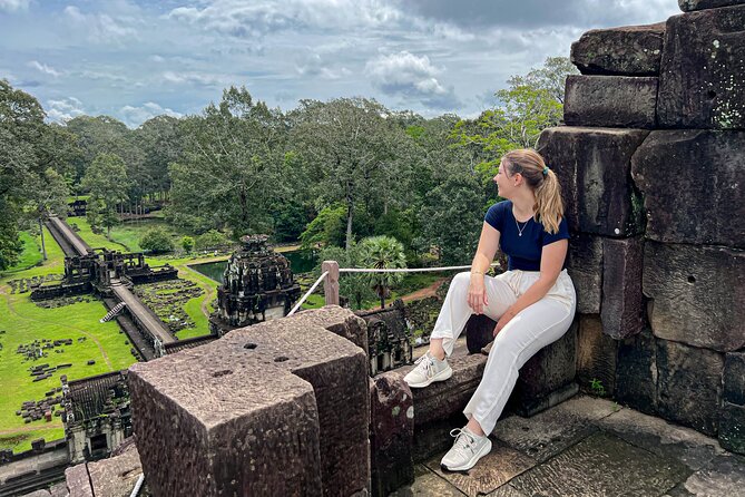 Angkor Wat Small Group Tour and Sunset with Lunch Included - Phnom Bakheng is a sunset stop, not a sunset guarantee