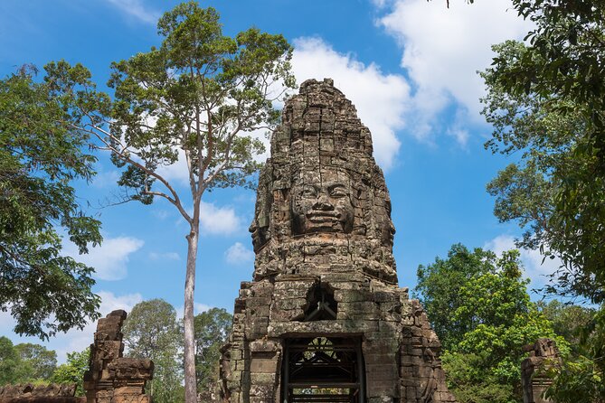 Angkor Wat Small Group Tour Inclusive lunch - Who should book this experience?