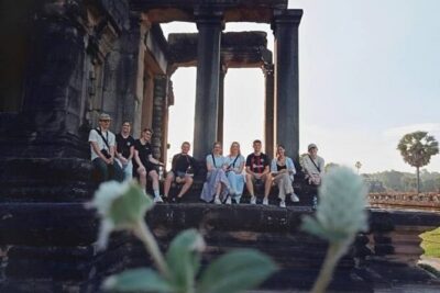 Angkor Wat Sunrise & 3 Main Temples with Breakfast – Small Group
