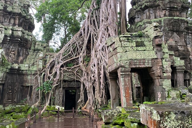 Angkor Wat Sunrise and Angkor Thom Sunset Tour - Sunset near Angkor Thom closes a full day