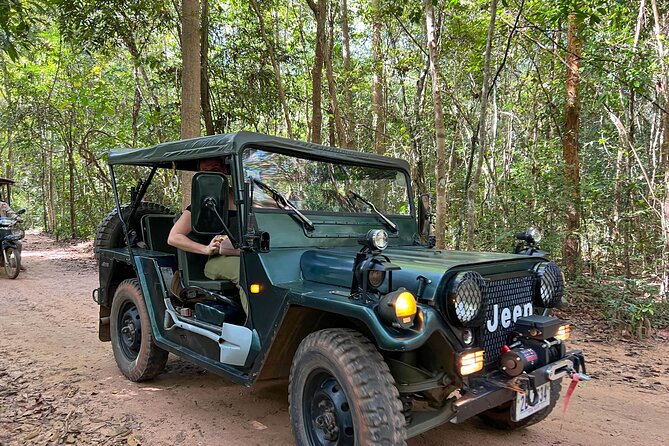 Angkor Wat Sunrise and Market Tour by Jeep - Angkor Wat before the day heats up