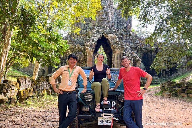 Angkor Wat Sunrise and Market Tour by Jeep - Srah Srang and a breakfast worth planning around