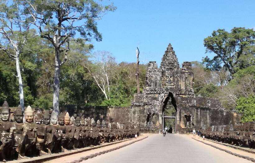 Angkor Wat Sunrise by Vintage Jeep – Private Tour - What the $76 price really covers